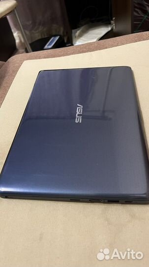 Ноутбук asus