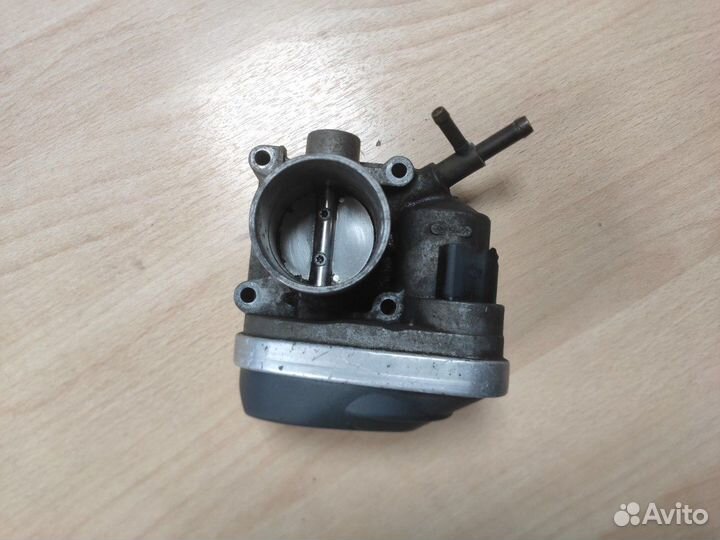 Дроссельная заслонка Skoda Fabia