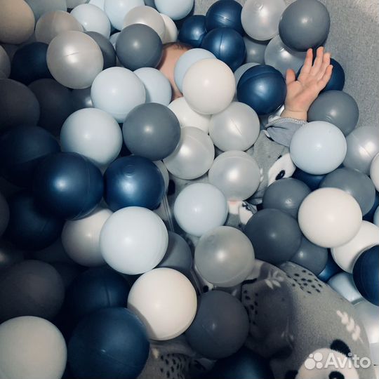 Сухой бассейн с шариками