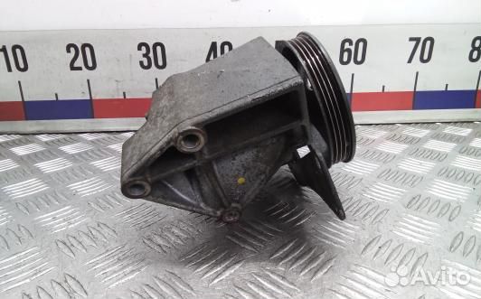 Насос гу бензиновый nissan almera tino V10 (7NK02D