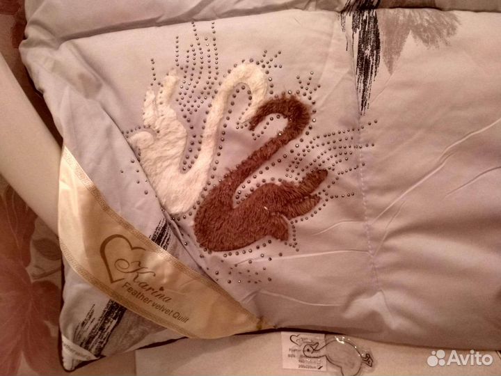 Одеяло пуховое новое