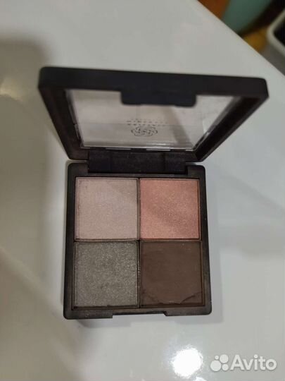 Палетка теней Kristall minerals 811