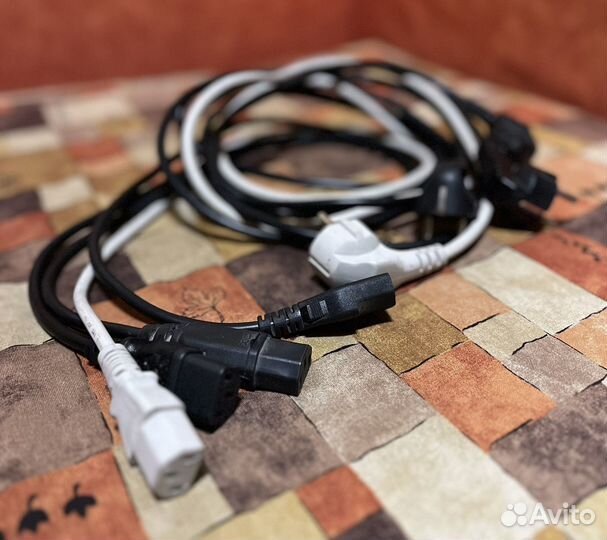 Сетевой кабель для компьютера