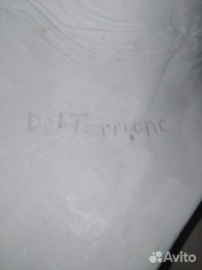 Скульптура Dal. Torrione