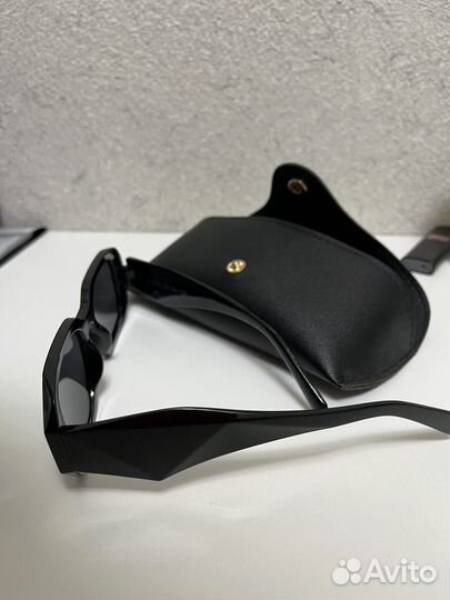 Очки солнцезащитные прямоугольные