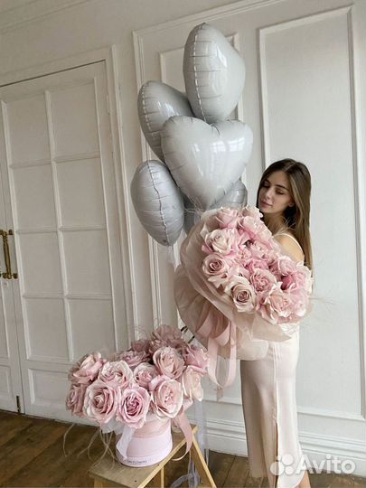 Розы в коробке на свадьбу. Доставка за час