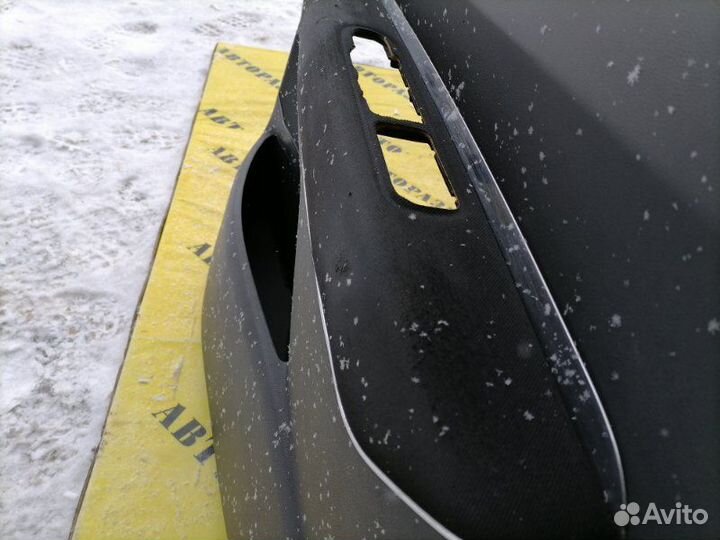 Обшивка двери передней правой Peugeot 3008