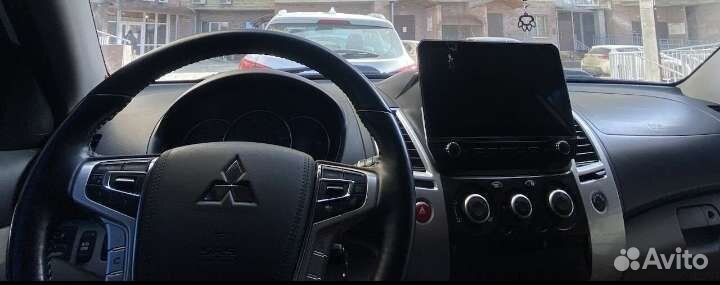 Mitsubishi L200 эксклюзивная магнитола Android