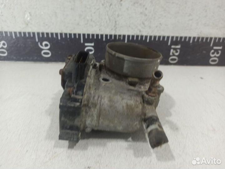 Дроссельная заслонка MN135985