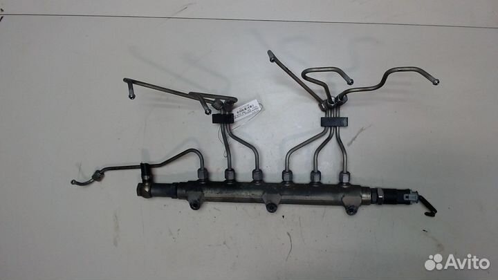 Рампа топливная Volvo S80, 2005