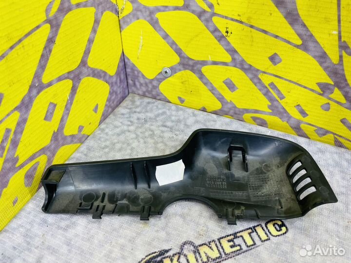 Накладка салонного зеркала левая Без Д/Д Astra J