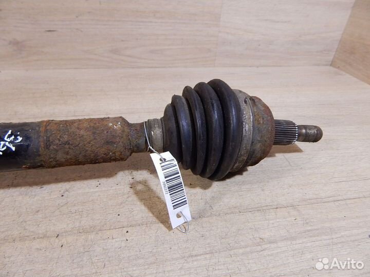 Привод правый Vw Golf 4 / Skoda Octavia 1U