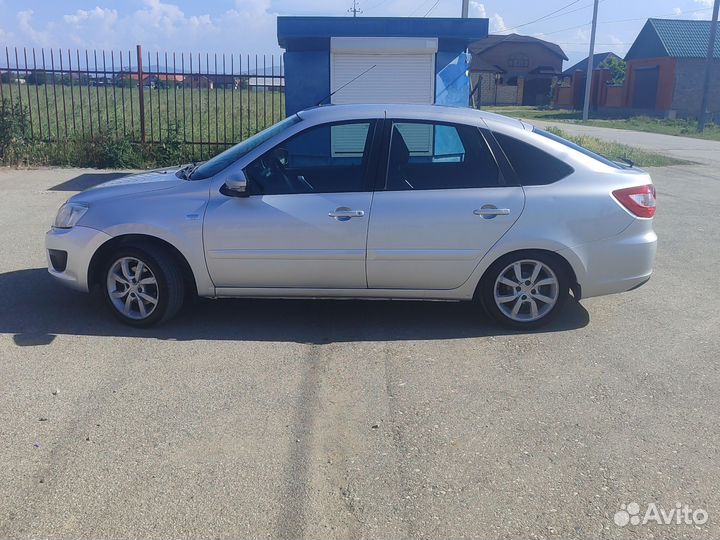 LADA Granta 1.6 МТ, 2018, 252 000 км