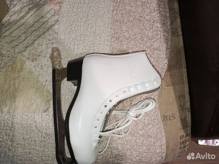 Коньки фигурные