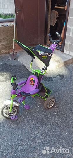 Трехколесный велосипед