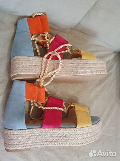 Босоножки женские 37 размер, новые
