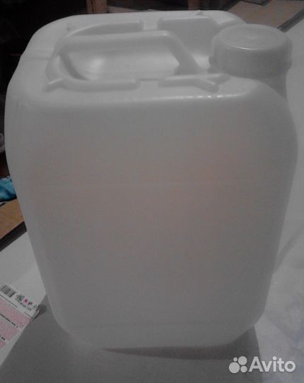 Канистры 10 литров пластиковая чистая