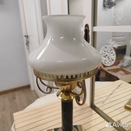 Лампа настольная винтаж мрамор