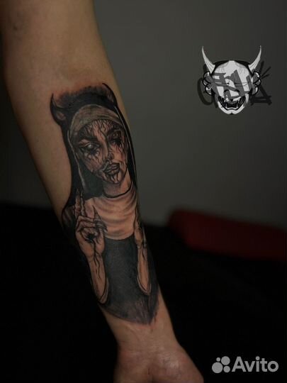 Тату-мастер