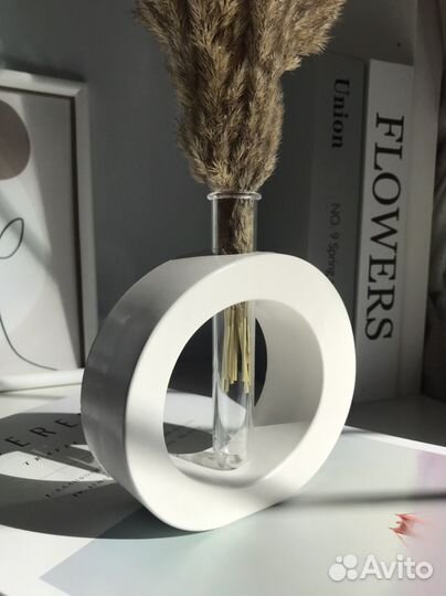 Ваза с колбой