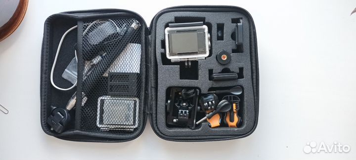 Экшен камера Eken h9r