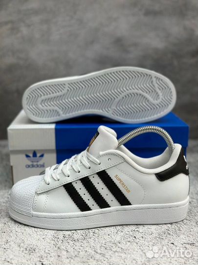 Кроссовки Adidas Superstar