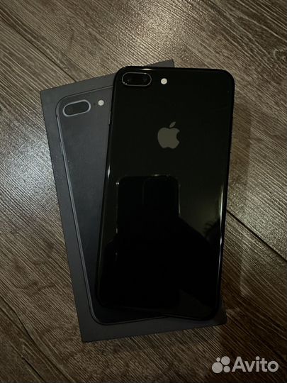 iPhone 8 Plus, 64 ГБ