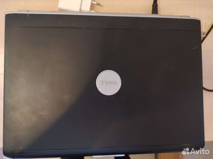 Ноутбук dell inspiron