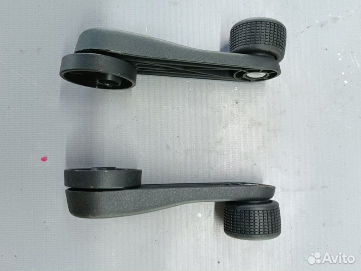 Ручка стеклоподъемника Skoda Rapid