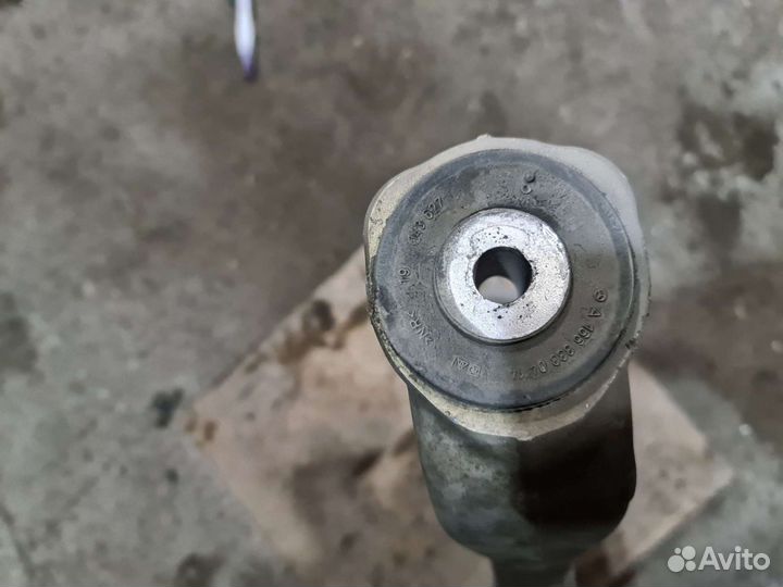 Рычаг передний правый нижний Mercedes W166