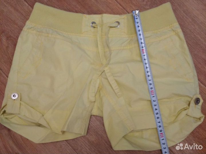 Шорты S