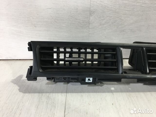 Дефлектор центральный KIA RIO 4 1.4 ат седан