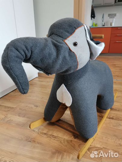 Детская качалка слоник