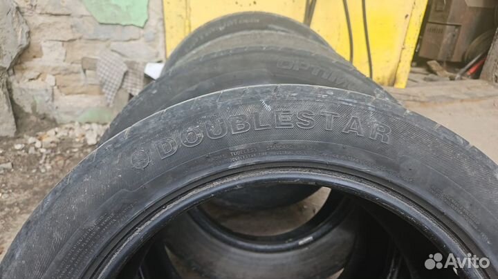 DoubleStar DSU02 215/55 R17