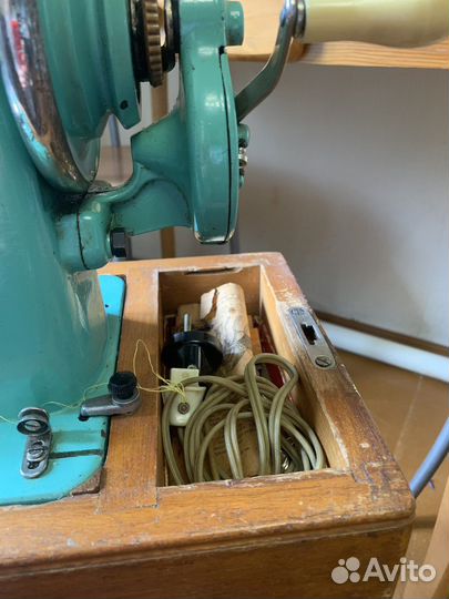 Швейная машина подольск ручная