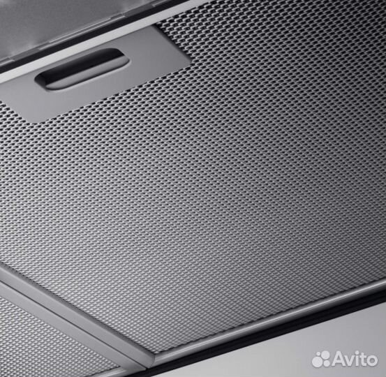 Вытяжка 60 см Electrolux efc226b новая