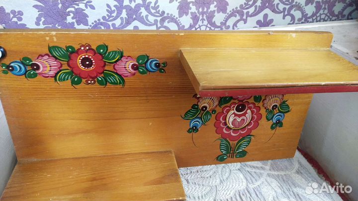 Полка навесная ретро