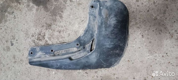 Брызговик задний L R volkswagen polo 5