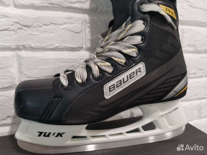 Коньки bauer 43 размер