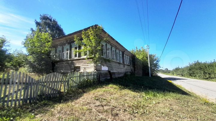 Здание 159.8 м² с участком 16 соток