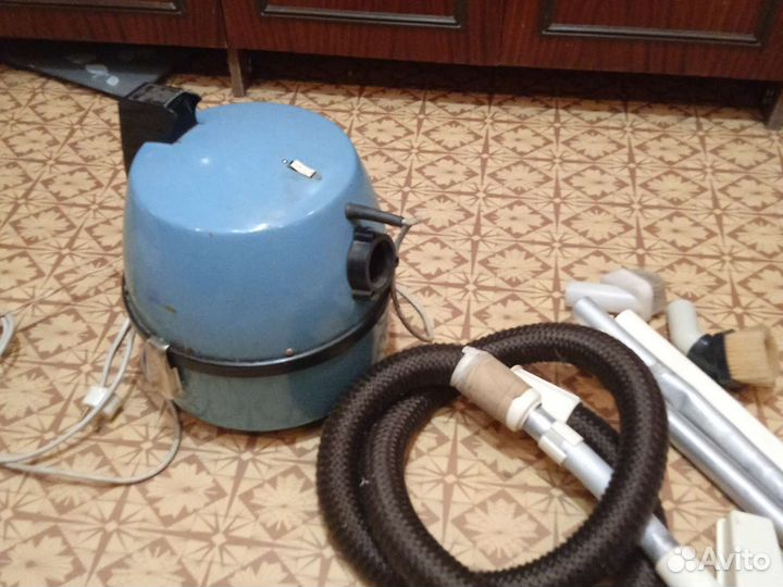 Пылесос Вихрь СССР