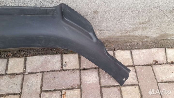 Audi Q7 кожух замка капота