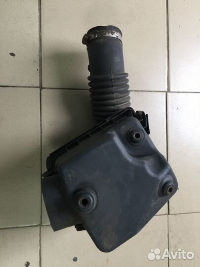 Корпус воздушного фильтра Geely MK