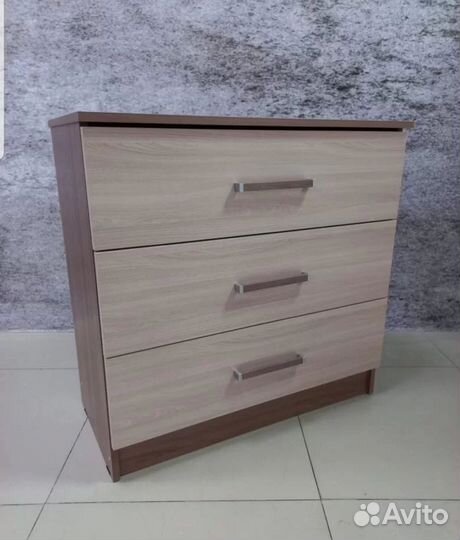 Адель Комод