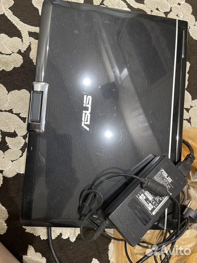 Ноутбук asus