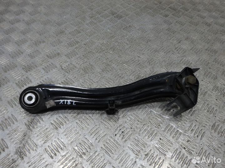 Задний верхний левый рычаг Мерседес 166 292