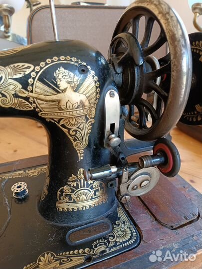 Швейная машина