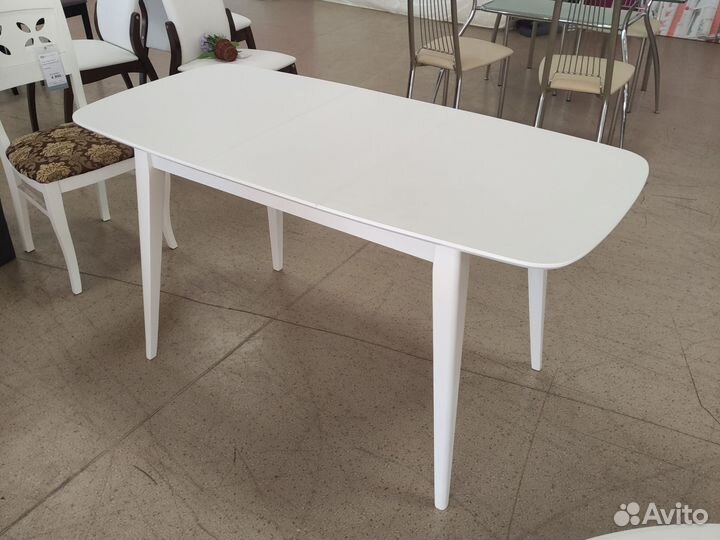 Кухонный стол