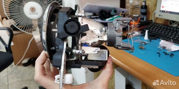 Линза с BMW поворотная