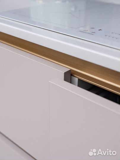 Прямая кухня на заказ. Фабрика